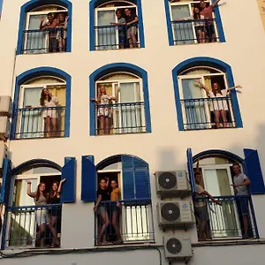 Lunalba Hostal Málaga