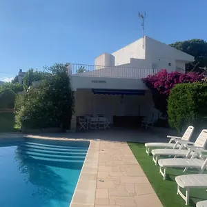  Сasa de vacaciones Palomera, Calafat, Piscina, Frente Al Mar, A 5 Mn De La Playa, Wifi, Zona Residencial