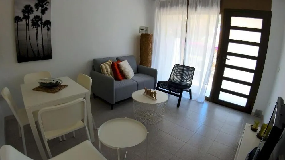 Encantador Apartamento Gaviotas Cerca De La Playa Calafat Spain