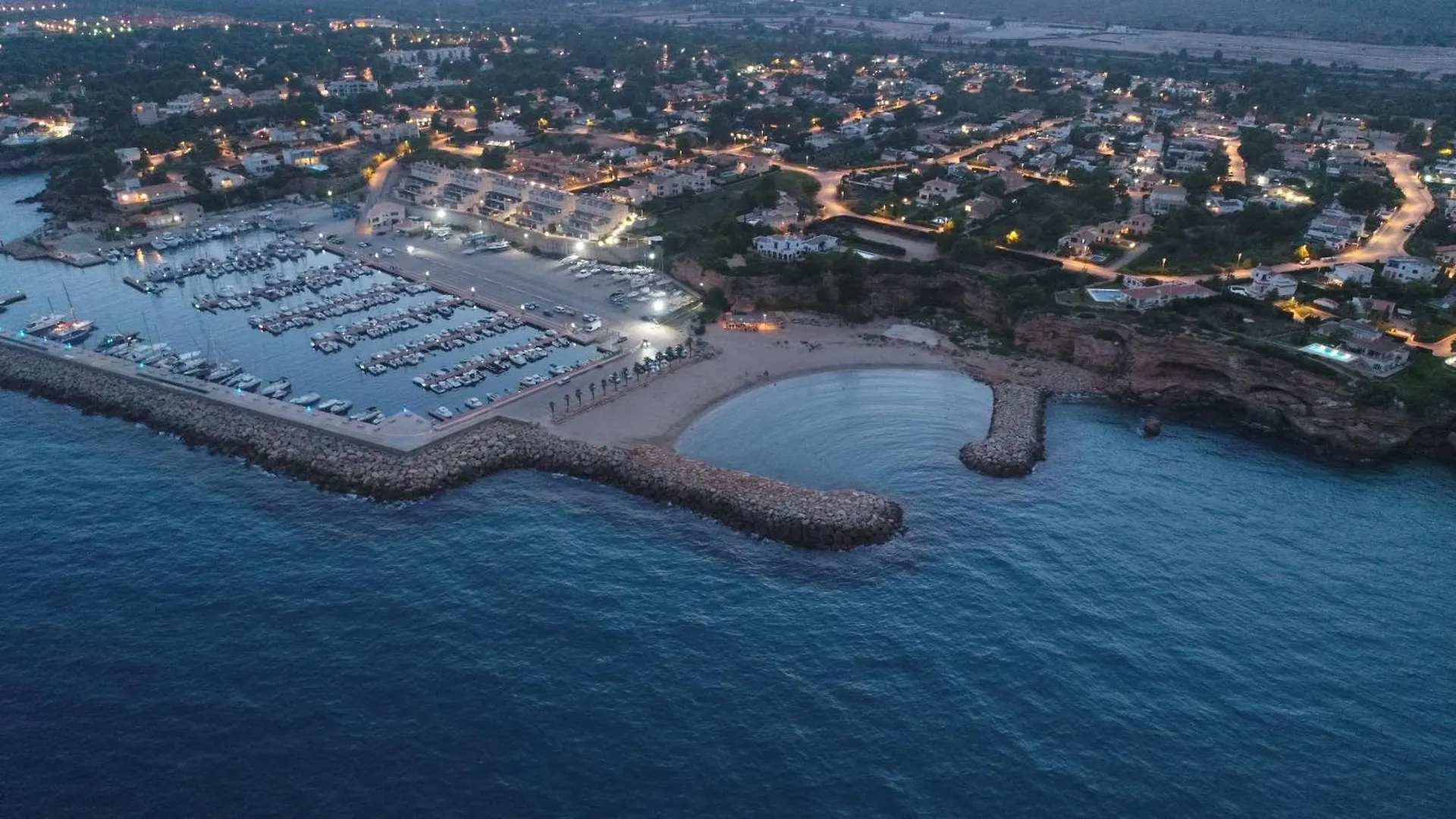 Encantador Apartamento Gaviotas Cerca De La Playa Calafat